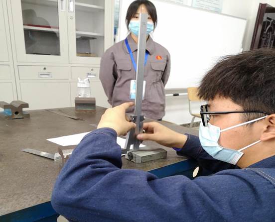 74ff54dcce4ab1ddb6d469f1b0de398